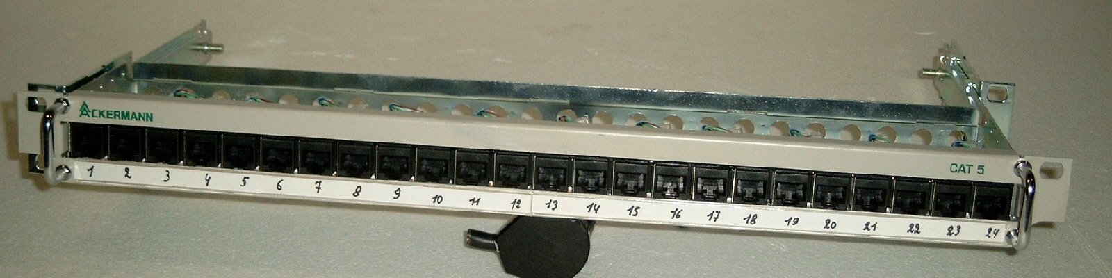 patchpanel.jpg